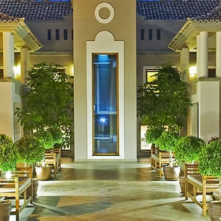 Marylanza & Hotel 4*