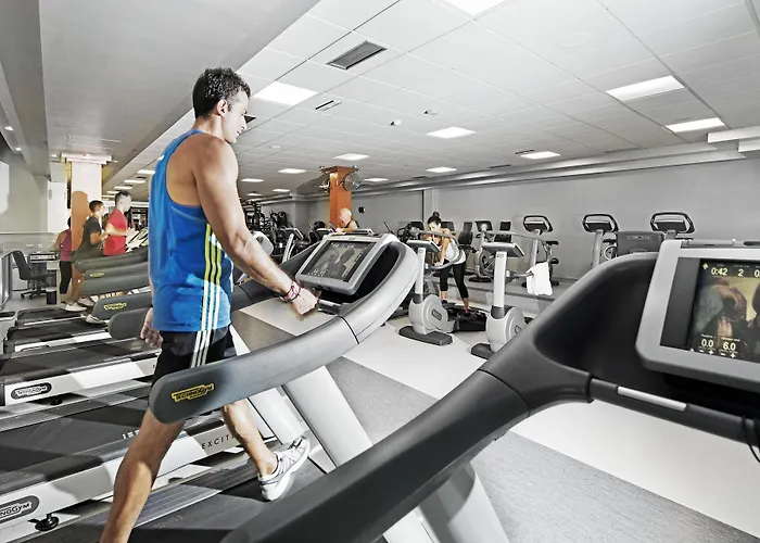 酒店 Marylanza & 4*