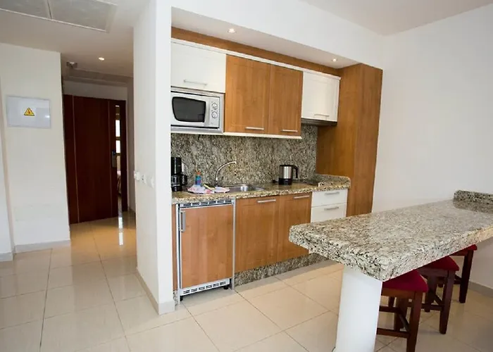 酒店 Marylanza & 4*